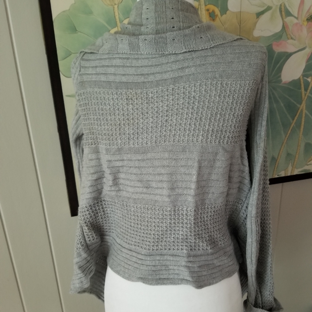 Sweater Project Sweater - Picture 2 of 4